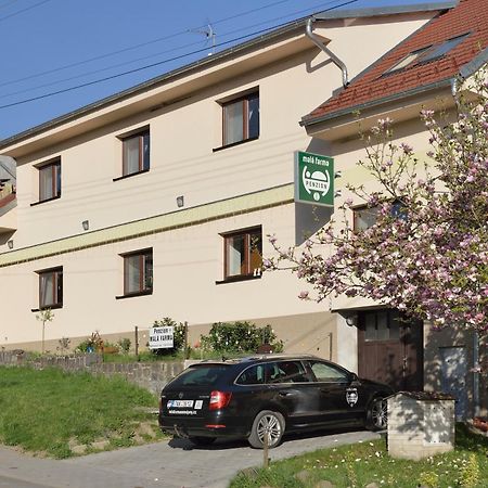 Penzion Mala Farma Nemojany Eksteriør bilde